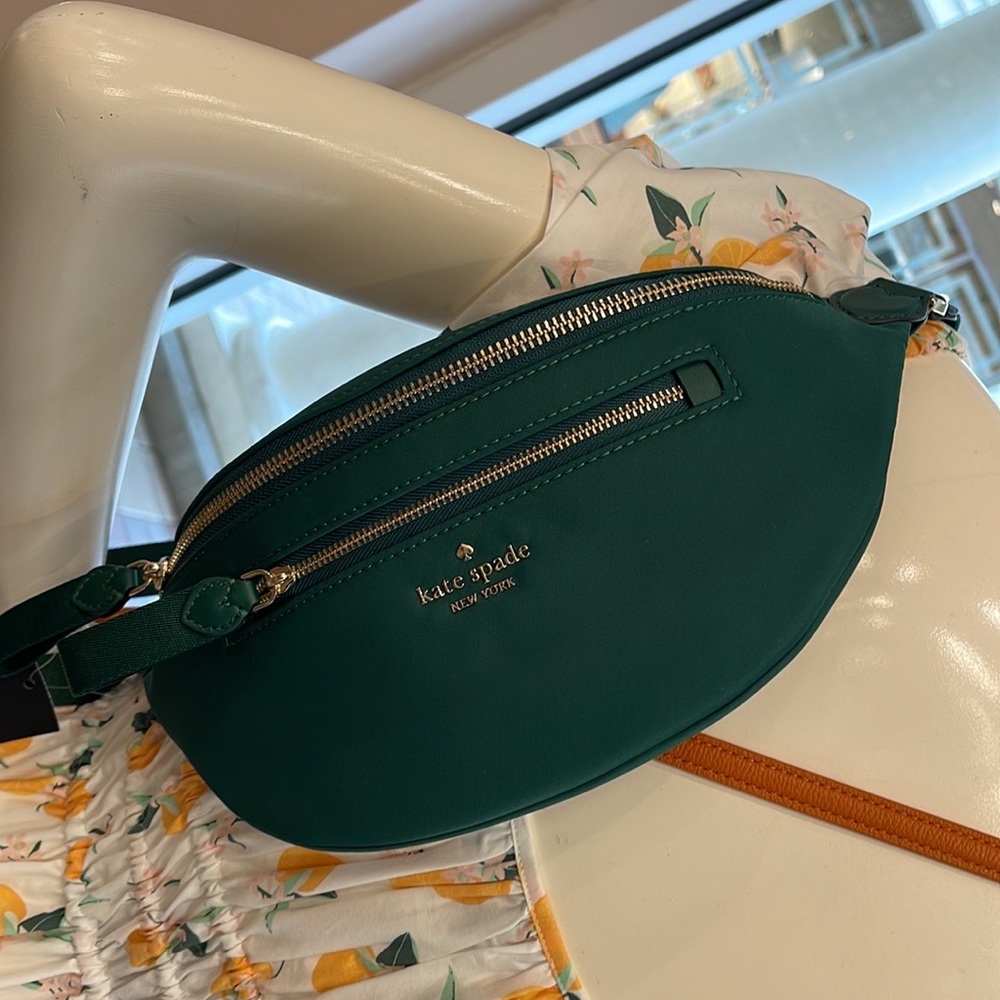 Kate Spade Chelsea Nylon Belt Bag Fanny Pack 
Color: Deep Jade
NWT - Picture 3 of 16